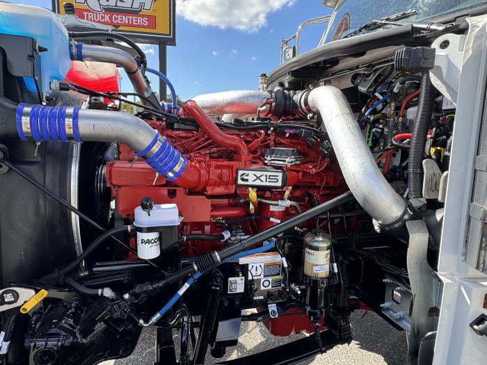 2026 Peterbilt 589-25