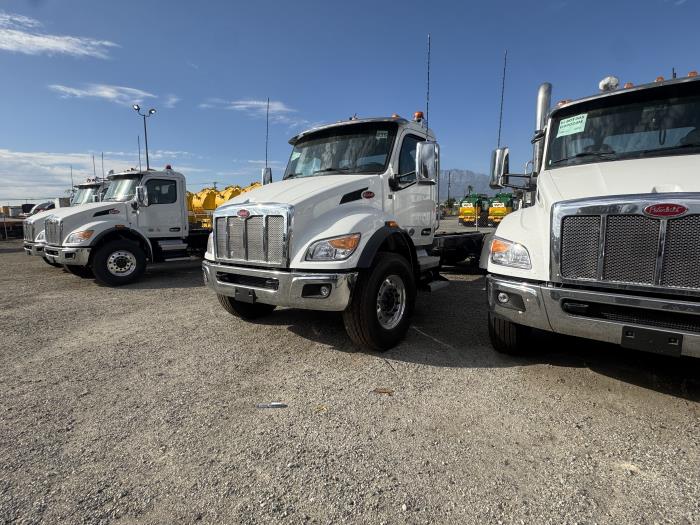2026 Peterbilt 548-4