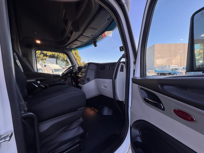 2022 Peterbilt 579-11
