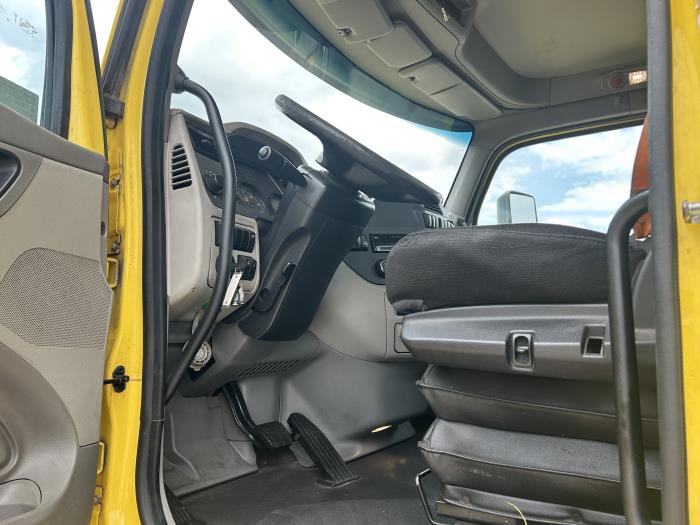 2021 Peterbilt 579-8 2021 Peterbilt 579-8