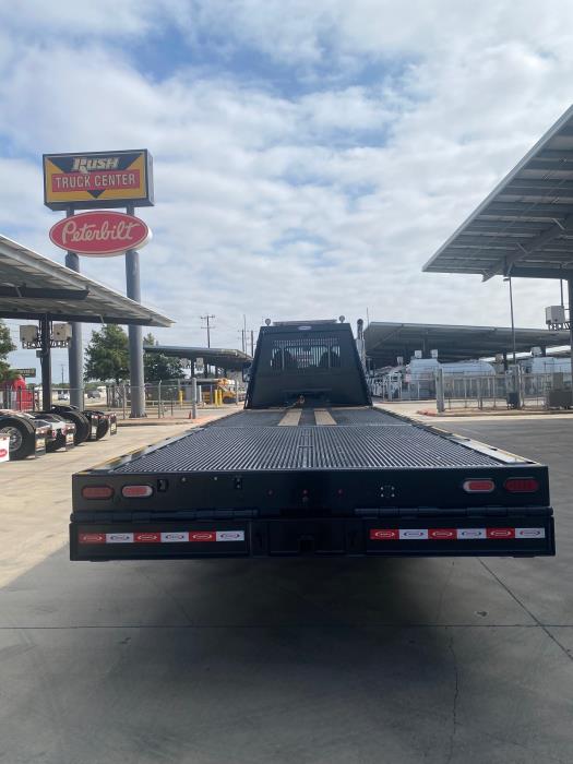 2026 Peterbilt 548-5