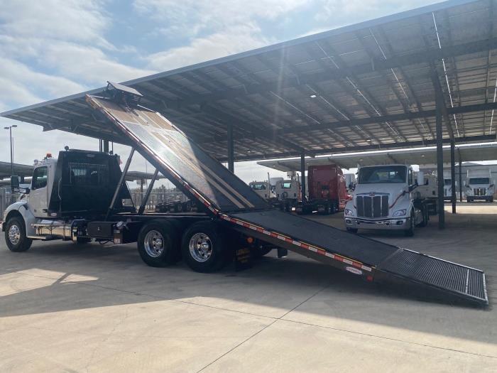 2026 Peterbilt 548-16