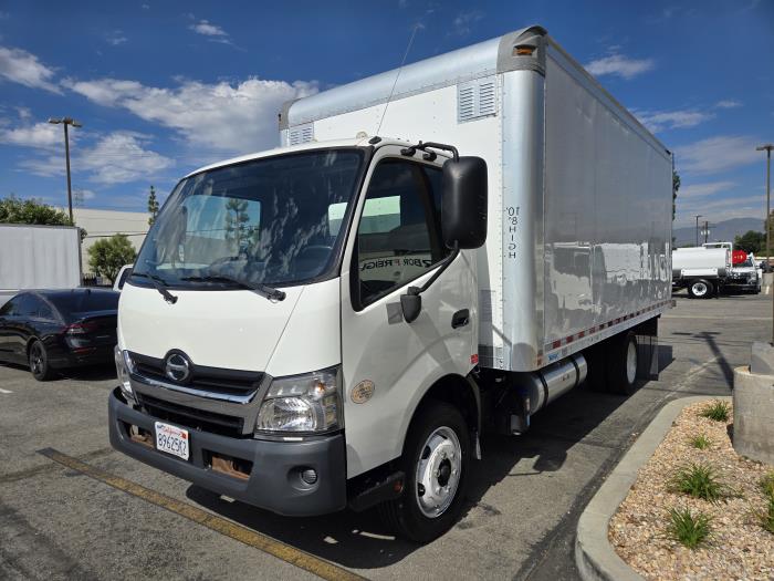 2018 Hino 195-1