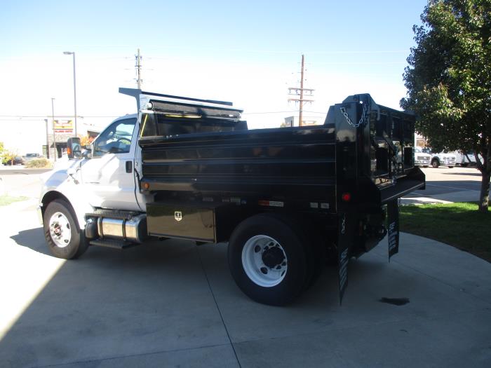 2026 Ford F-750-5