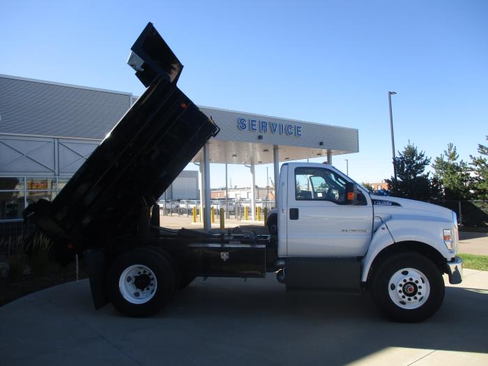 2026 Ford F-750-9