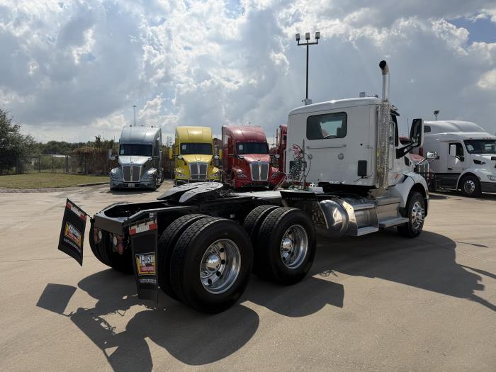 2019 Peterbilt 579-5