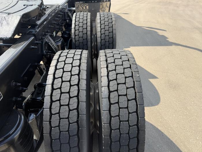 2019 Peterbilt 579-11