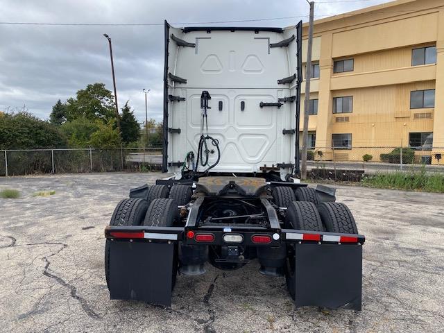 2020 Freightliner Cascadia-4 2020 Freightliner Cascadia-4