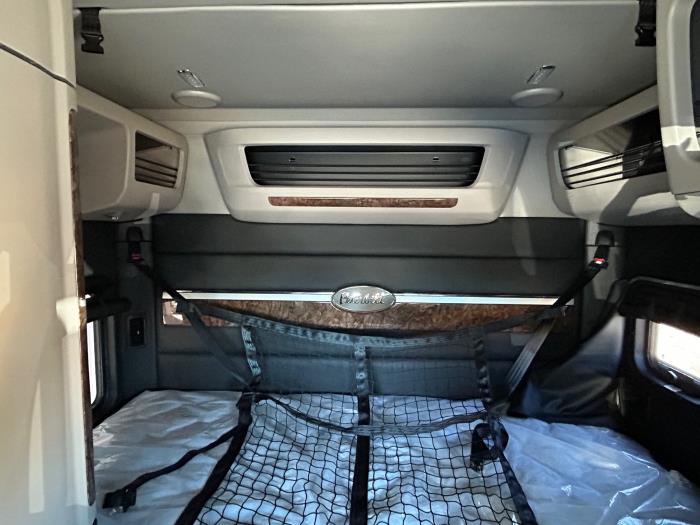 2026 Peterbilt 589-6