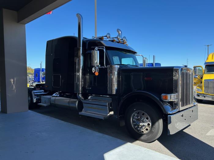 2026 Peterbilt 589-13