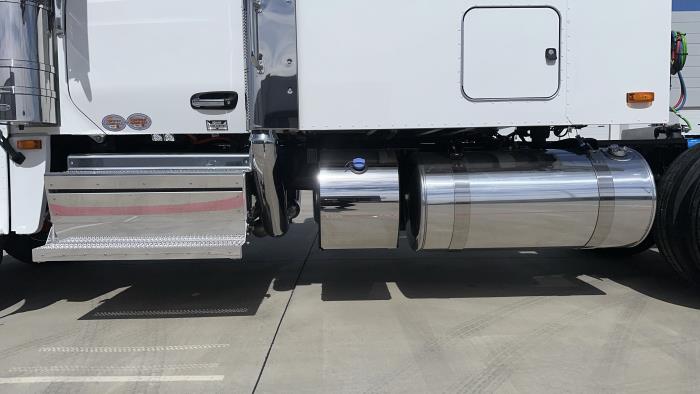 2026 Peterbilt 589-9