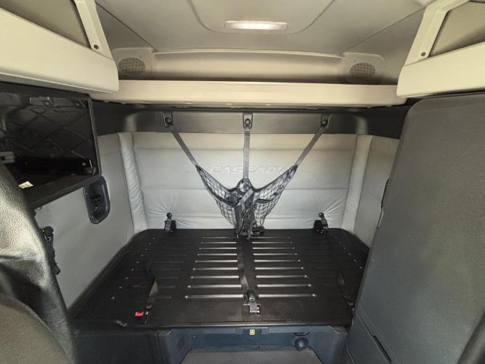 2020 Freightliner Cascadia-7