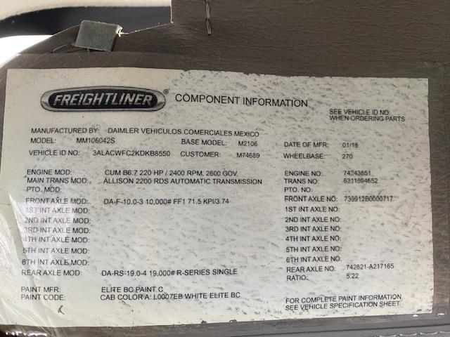 2019 Freightliner Business Class M2 106-26