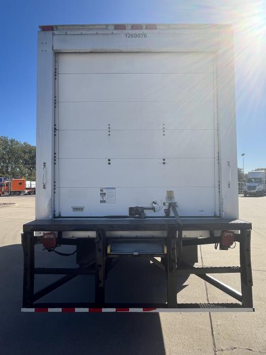 2016 International 4300 DuraStar 4300 photo 4