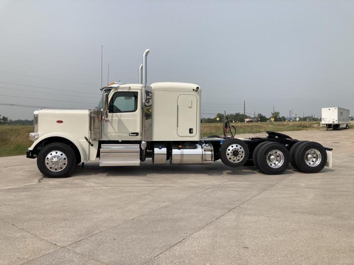 2026 Peterbilt 589-2