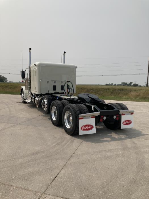 2026 Peterbilt 589-3