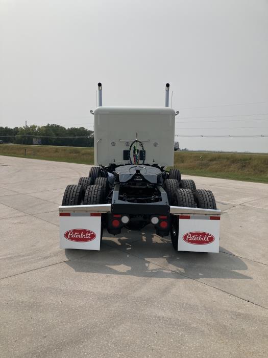 2026 Peterbilt 589-4