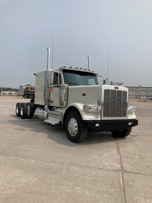 2026 Peterbilt 589-7