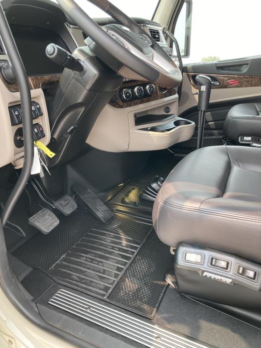 2026 Peterbilt 589-9