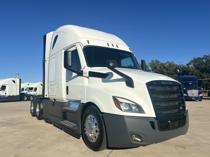 2022 Freightliner Cascadia-3 2022 Freightliner Cascadia-3