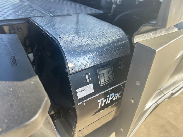 2022 Freightliner Cascadia-17 2022 Freightliner Cascadia-17