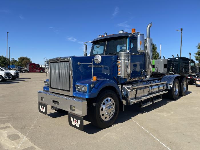 2019 Western Star 4900 EX photo 2