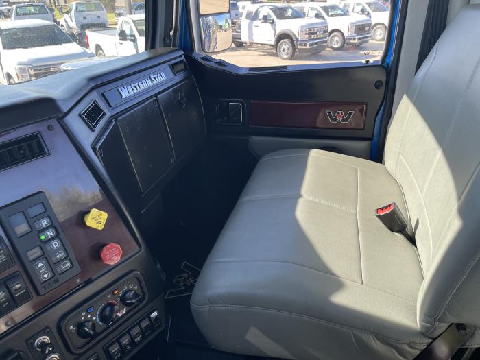 2019 Western Star 4900EX-15