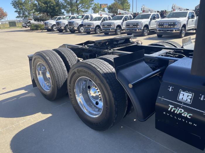 2020 Peterbilt 579-7