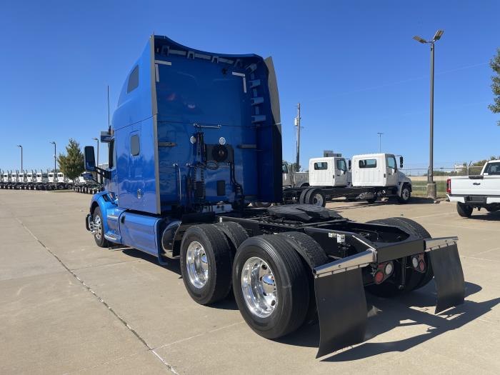 2020 Peterbilt 579-12
