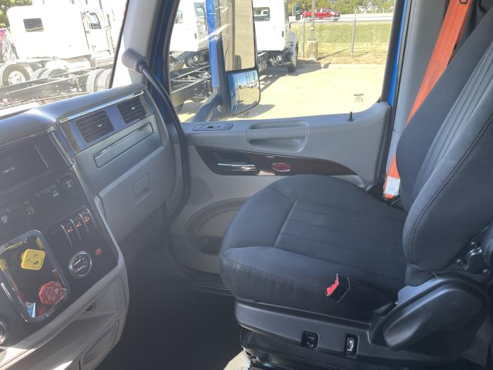 2020 Peterbilt 579-18
