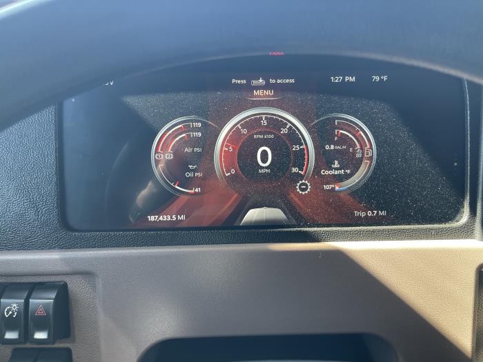 2024 Peterbilt 389-21