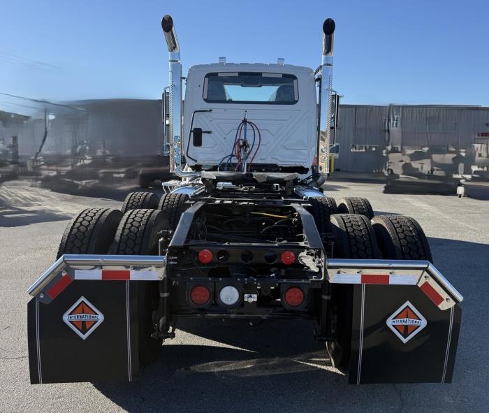 2026 International HX520-6