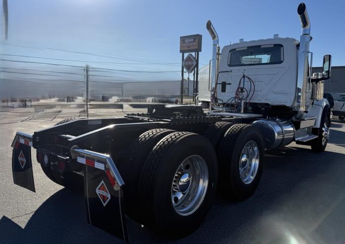 2026 International HX520-7