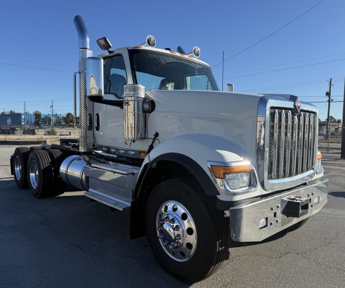 2026 International HX520-8