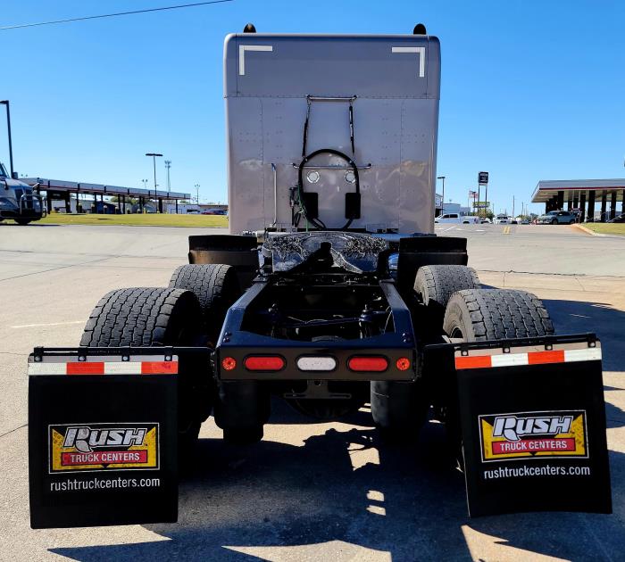 2020 Peterbilt 579-10