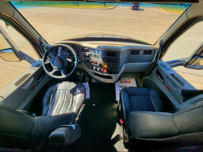 2020 Peterbilt 579-20