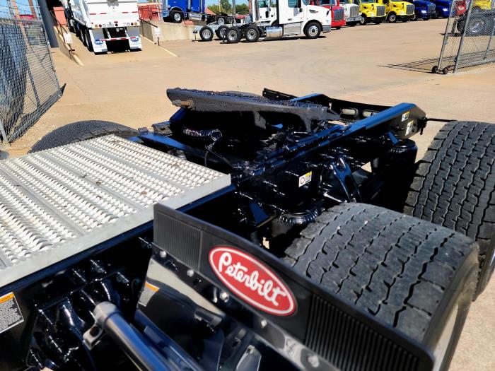 2020 Peterbilt 579-9