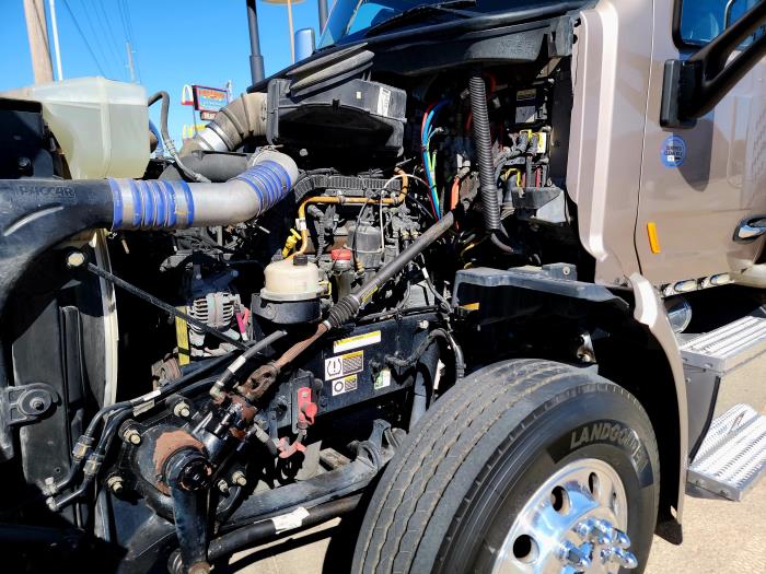 2020 Peterbilt 579-19