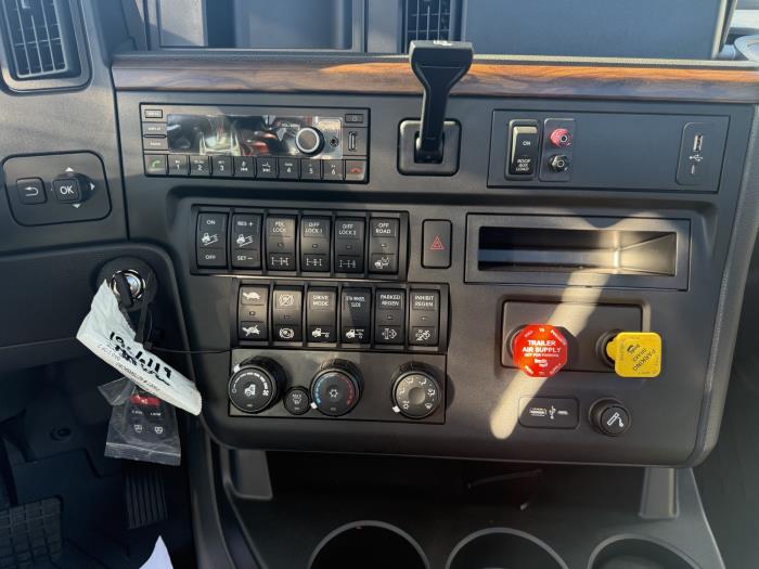 2026 International HX620-2