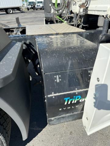 2020 Freightliner Cascadia-3