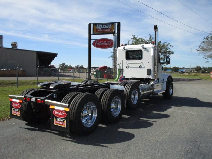 2026 Peterbilt 567-8