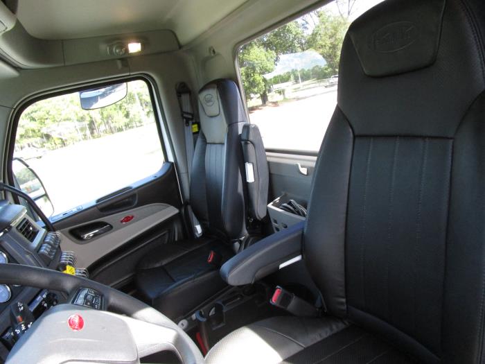 2026 Peterbilt 567-16