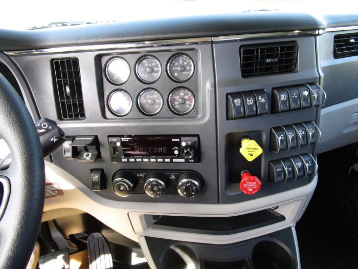 2026 Peterbilt 567-21