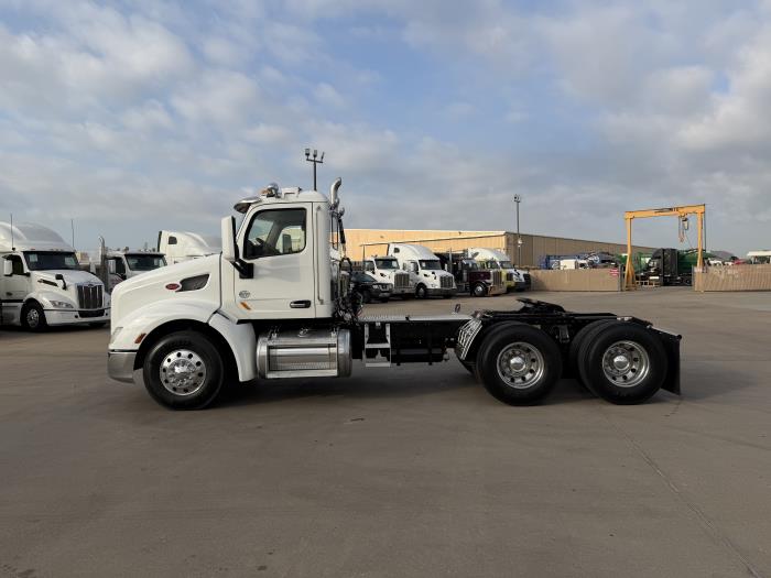 2018 Peterbilt 579-2
