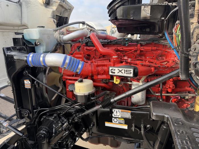 2018 Peterbilt 579-17