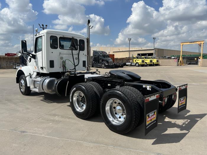 2020 Peterbilt 567-3