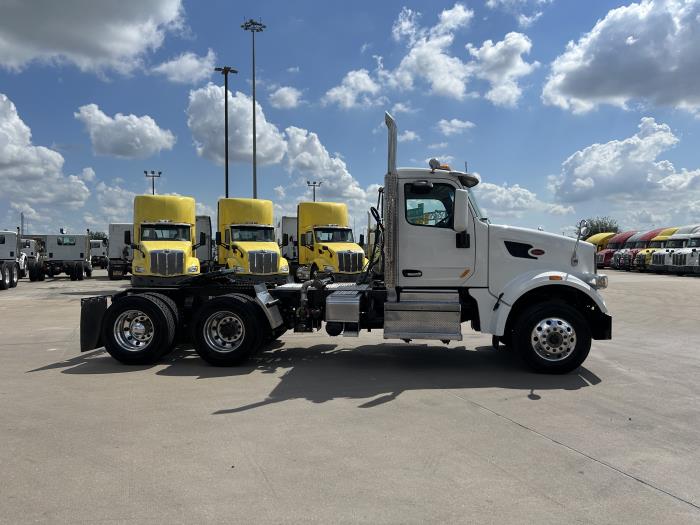 2020 Peterbilt 567-6
