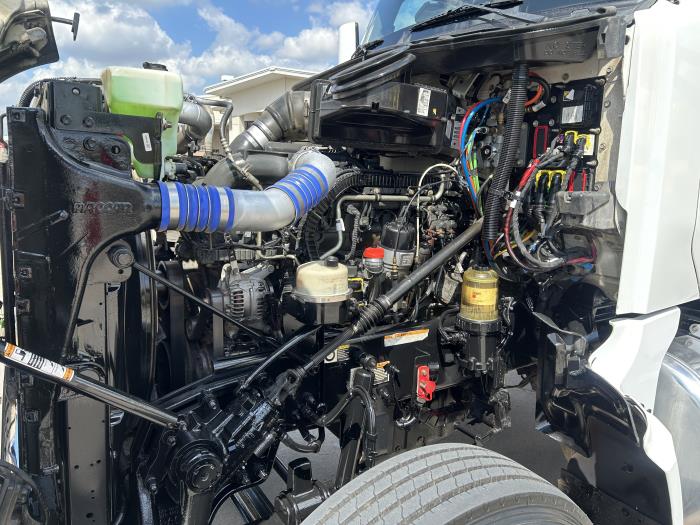 2020 Peterbilt 567-16