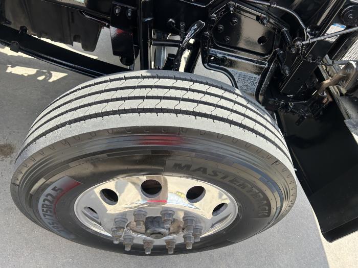 2020 Peterbilt 567-21