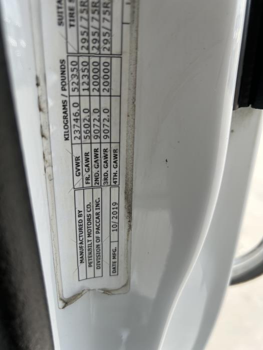 2020 Peterbilt 567-26